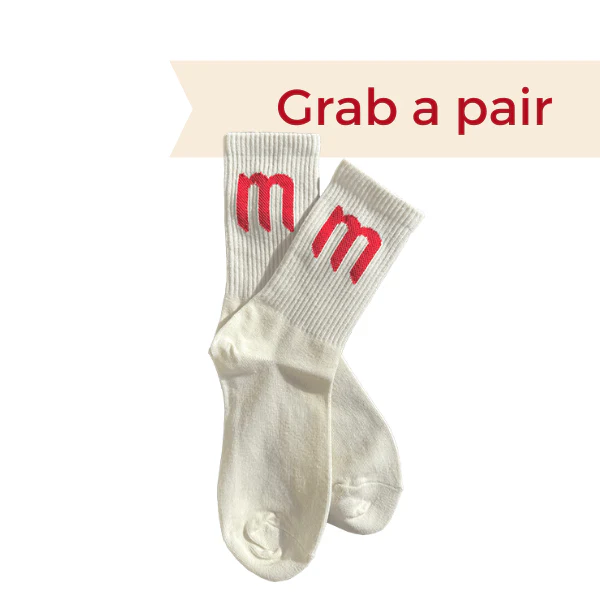 Magnum Soft Ivory/Red Crew Socks (Sizes 3-12)